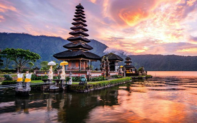 ���� Pura Ulun Danu Bratan