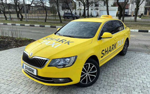 Shark Taxi