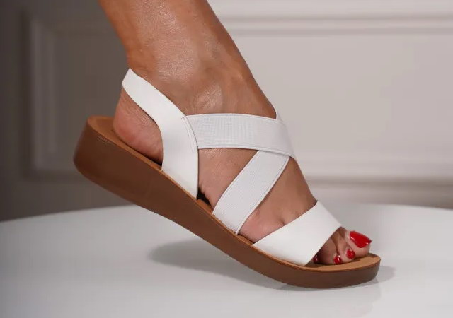 ������� Sandalini
