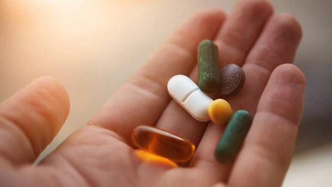 ��������