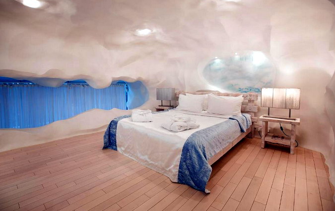 Tsunami Spa Hotel