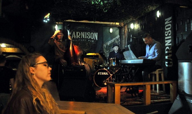 ��� Garnison