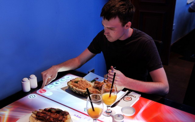 Interactive Restaurant Technology